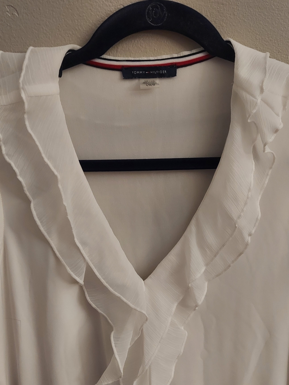 TOMMY HILFIGER White Flutter Sleeve Mixed Media Sleeveless Ruffled Top L Flirty - Picture 4 of 10
